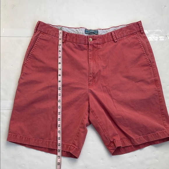 Peter Millar Faded Wash Red Flat Front Shorts Versatile Summer Essential Size 38 - Picture 6 of 9